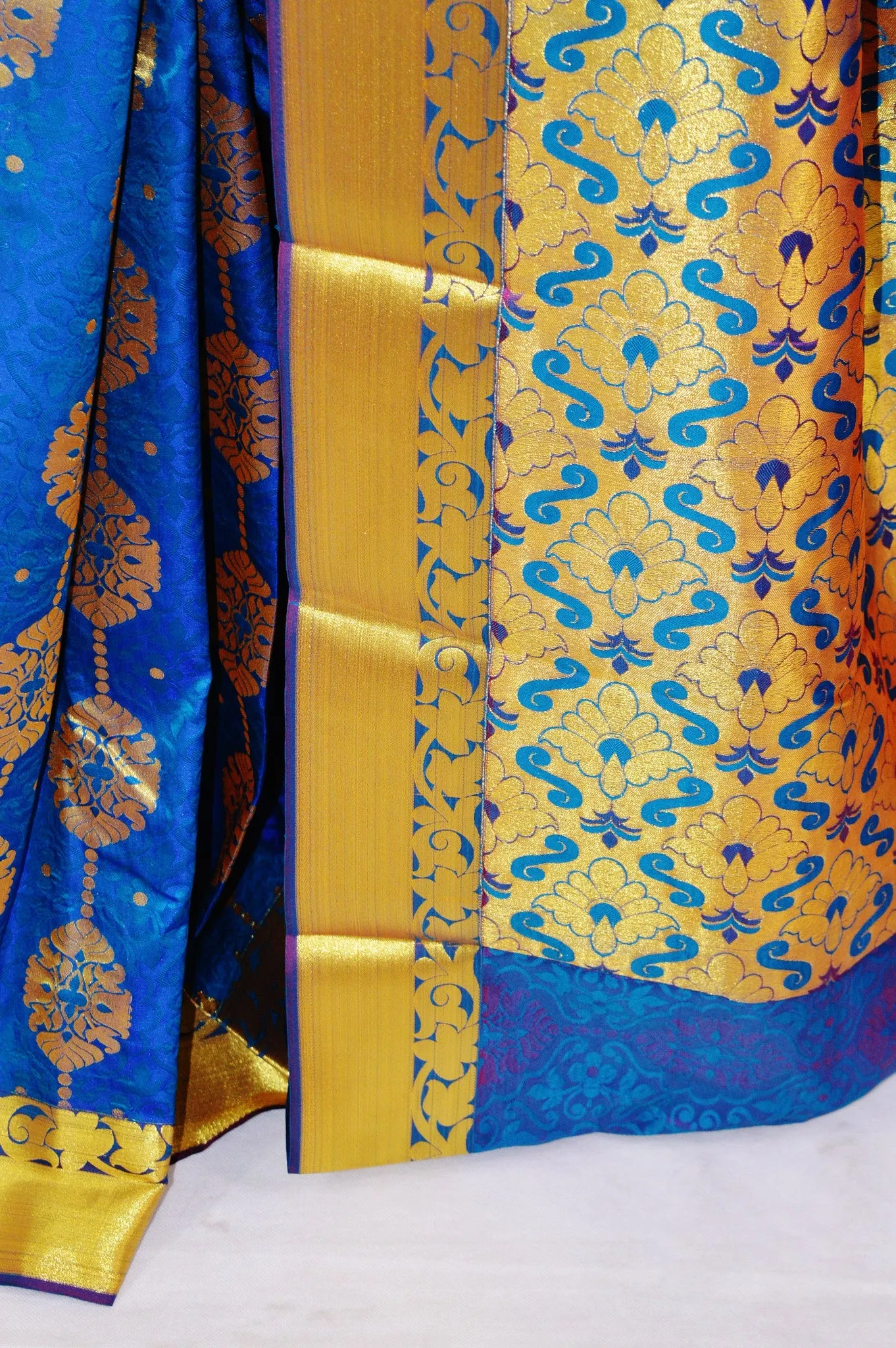 Admiral Blue & Gold Colour Kanchipuram Silk Saree