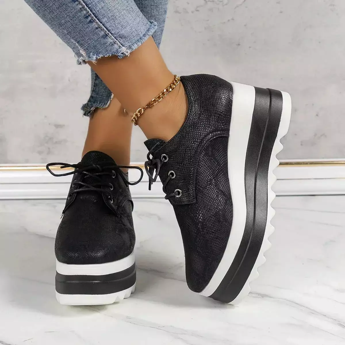 Ashore Shop New Women's Sneakers 2023 Fashion Lace Up Round Toe Platform Shoes for Women Outdoor Plus Size Wedge Casual Walking 