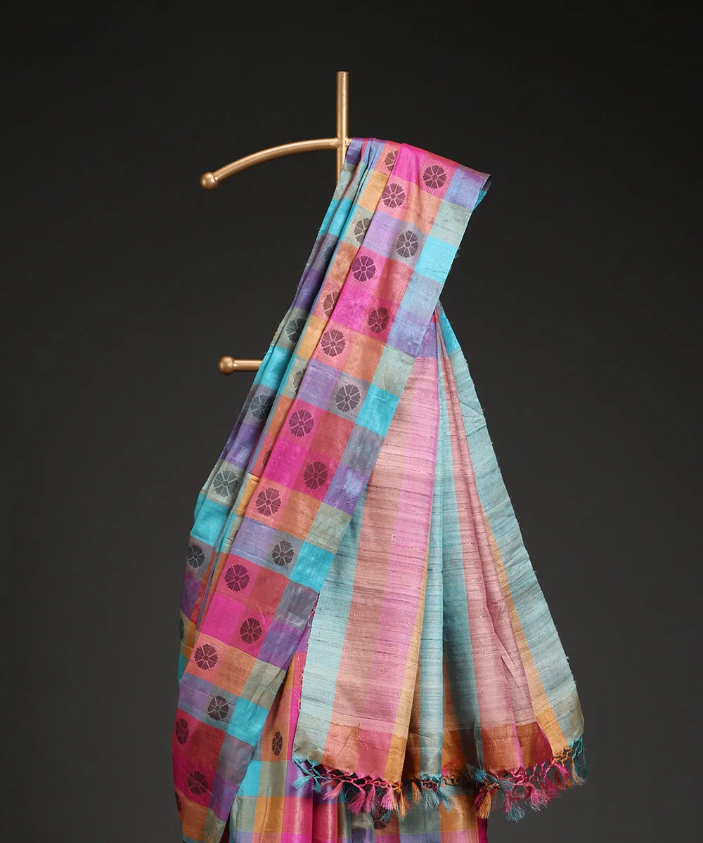 Blue And Pink Handloom Rangkaat Checks Pure Kosa Silk Saree With All Over Flower Booti In Black