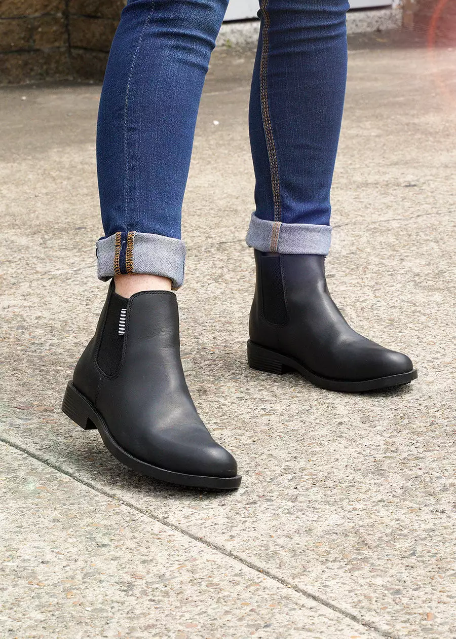 Discovers: women's chelsea boot