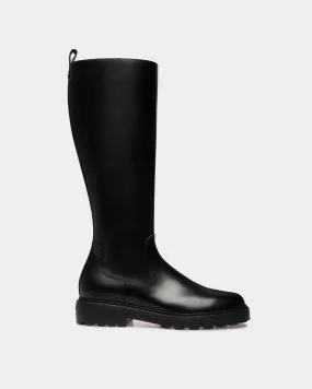 Gusto Boot in Black Leather