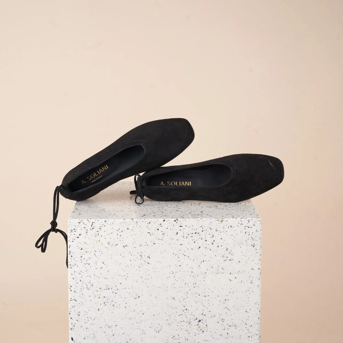 Imola - Black Suede