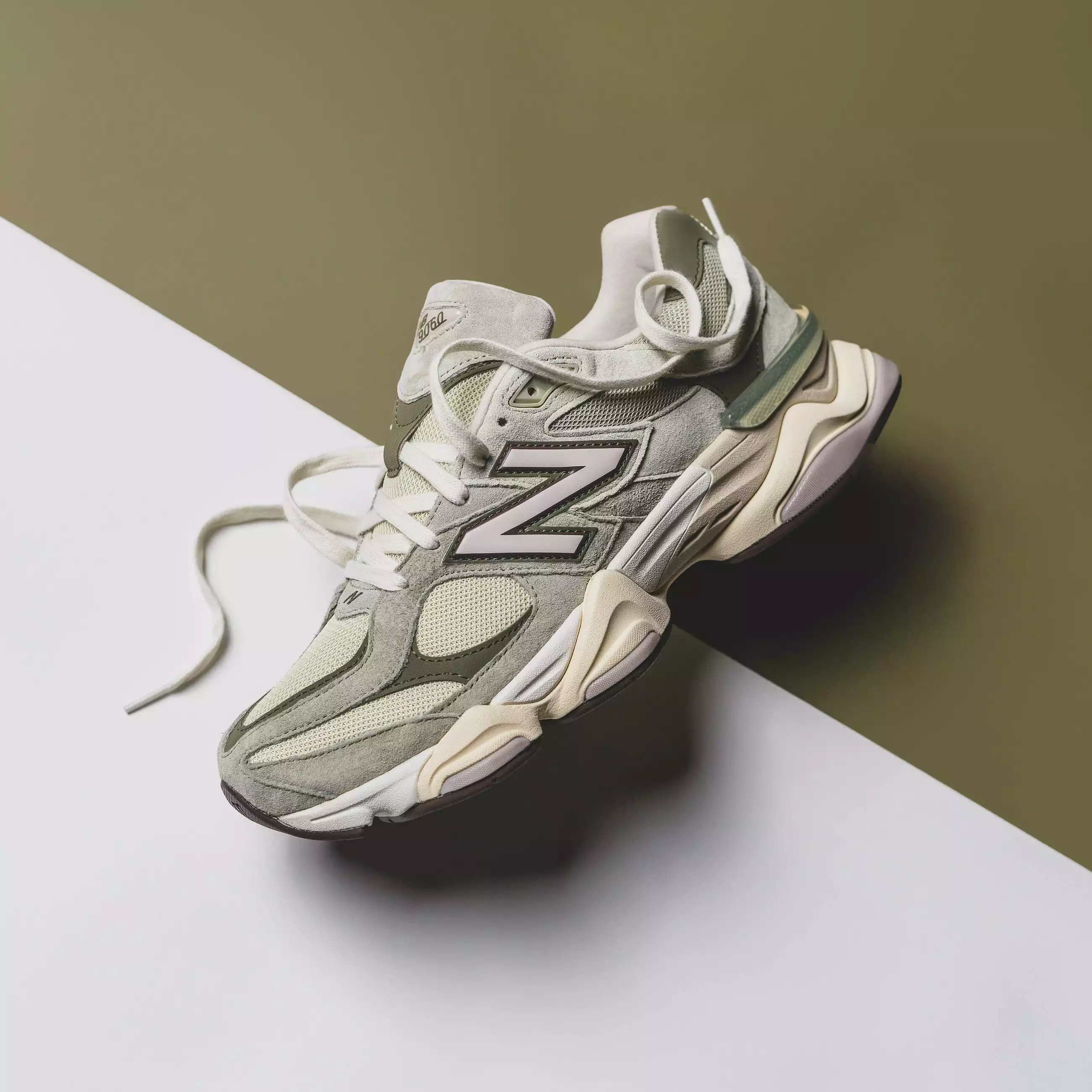 MENS New Balance | 9060  OLIVINE