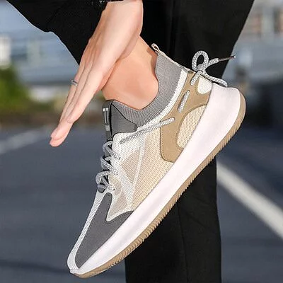 Men's Running Shoes Shock Absorption Ultralight Breathable Comfortable Sports Sneakers Walking Flying Woven Casual Shoes