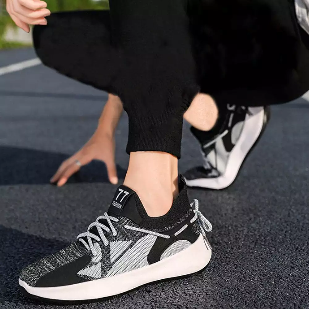 Men's Running Shoes Shock Absorption Ultralight Breathable Comfortable Sports Sneakers Walking Flying Woven Casual Shoes