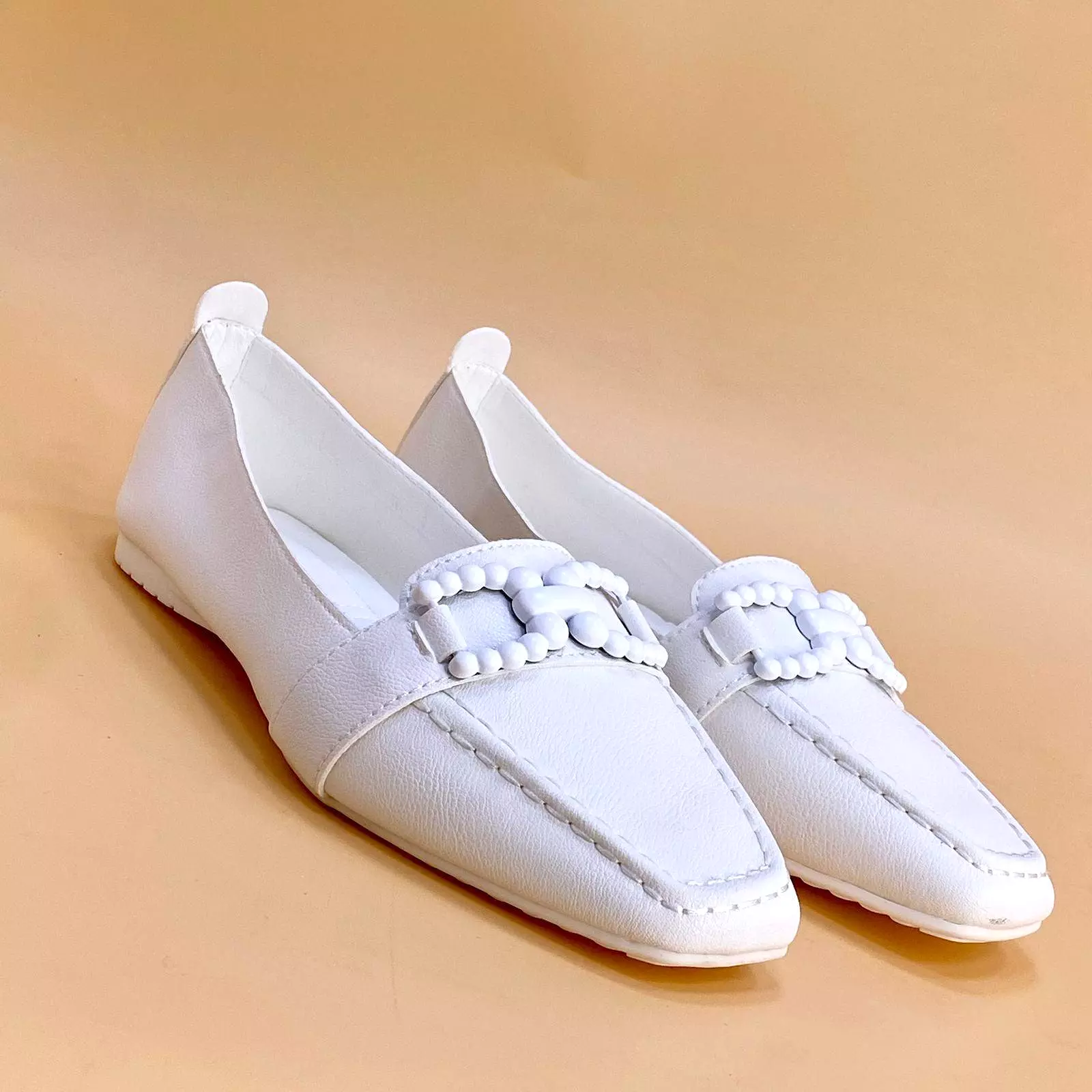 NEW ,  WOMEN FLAT SHOES W48