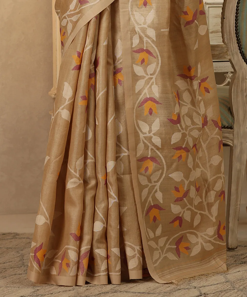 Pallavi Beige Handloom Pure Tussar Silk Dhakai Jamdani Saree With All Over Floral Jaal