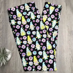 Pansy Floral Gnome Soft Leggings