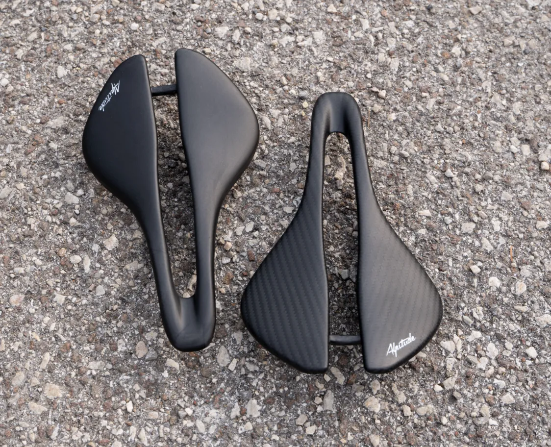 SADDLE GARDENA ALPITUDE COMPONENTS IN CARBON