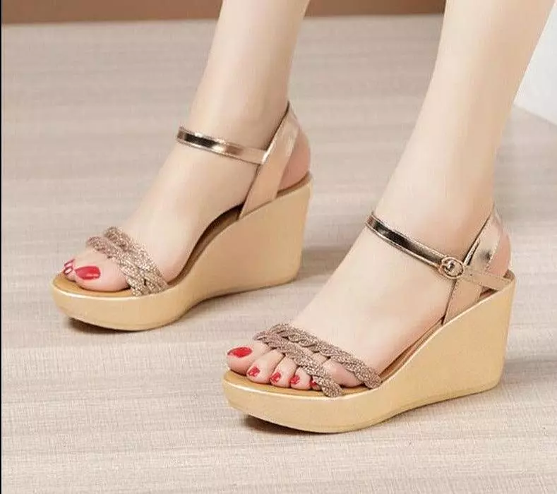 Stylish 2-Straps Wedge Sandals