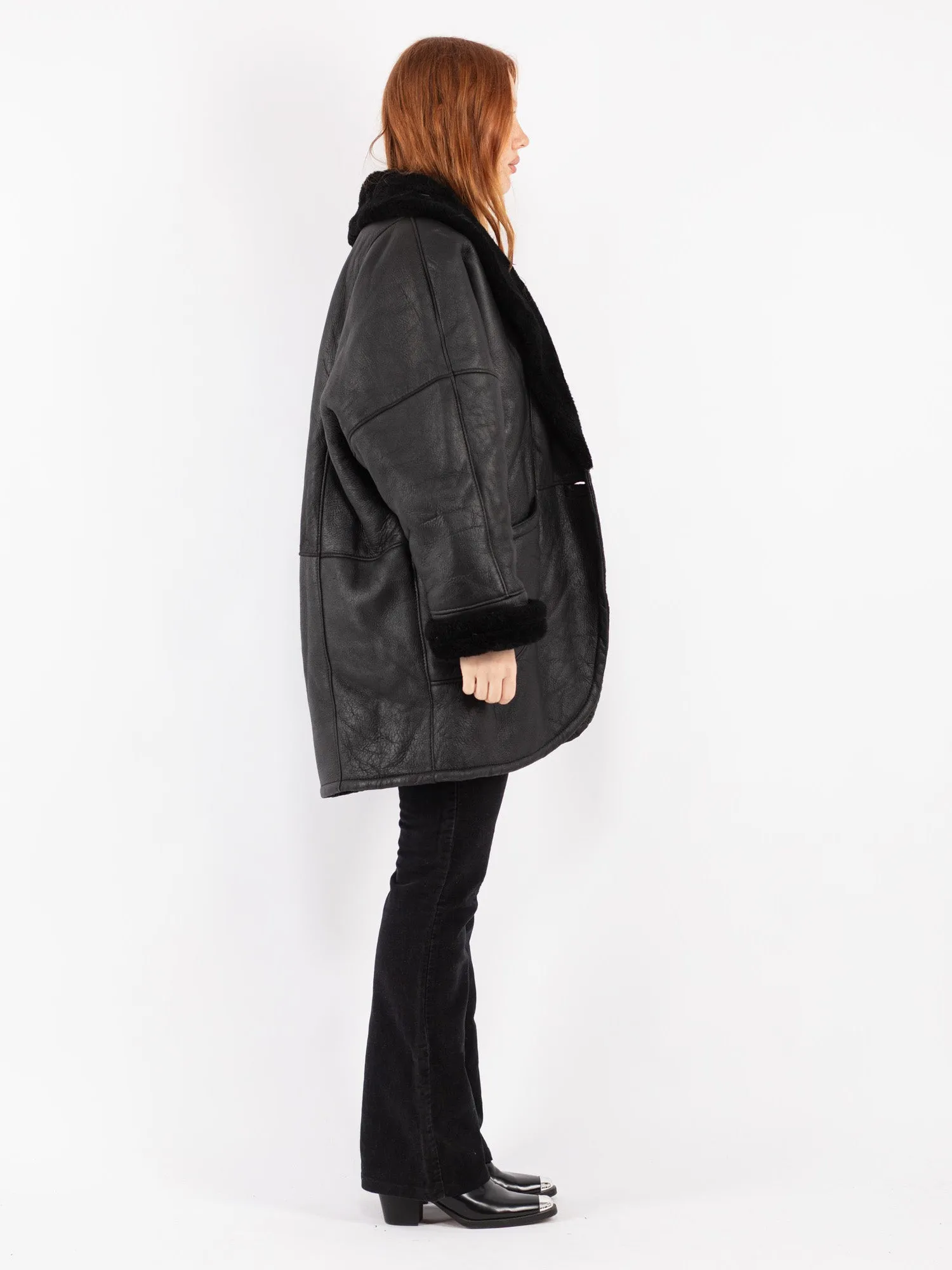 Vintage 80's Women Oversized Sheepskin Coat in Black