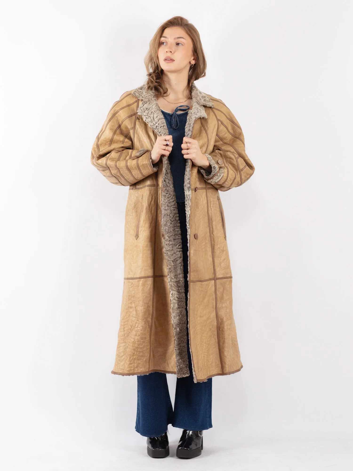 Vintage 80's Women Sheepskin Long Coat in Beige