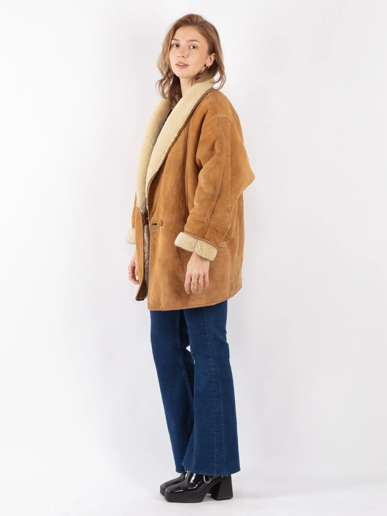 Vintage 80's Women Sheepskin Shearling Coat in Brown