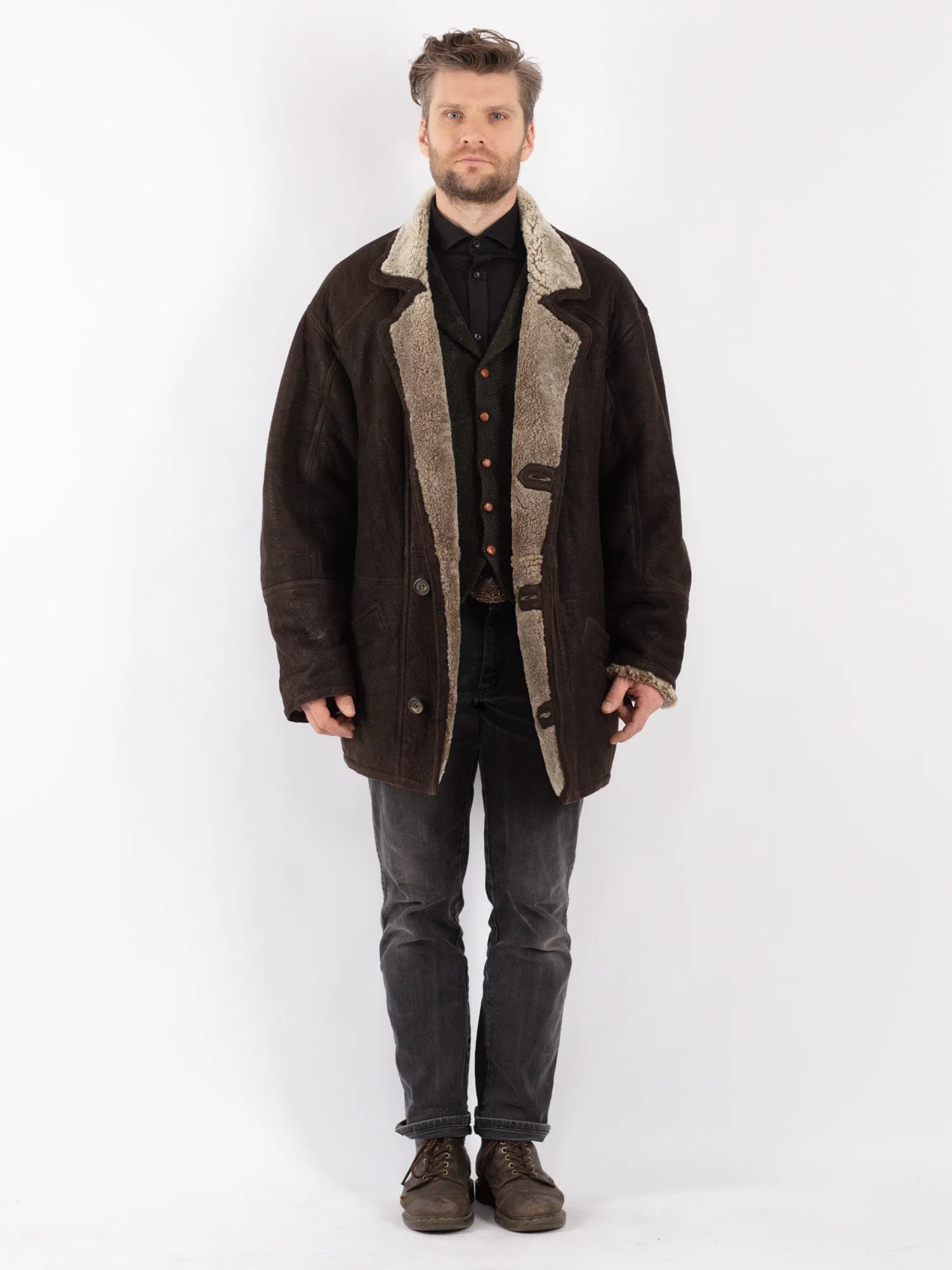 Vintage 90's Men Sheepskin Coat in Brown