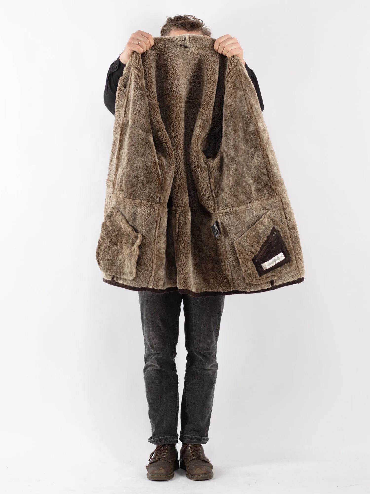 Vintage 90's Men Sheepskin Coat in Brown