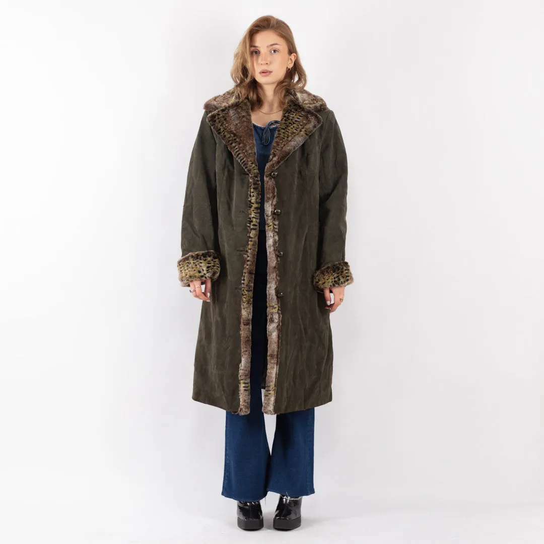 Vintage 90's Women Suede Sherpa Coat in Green