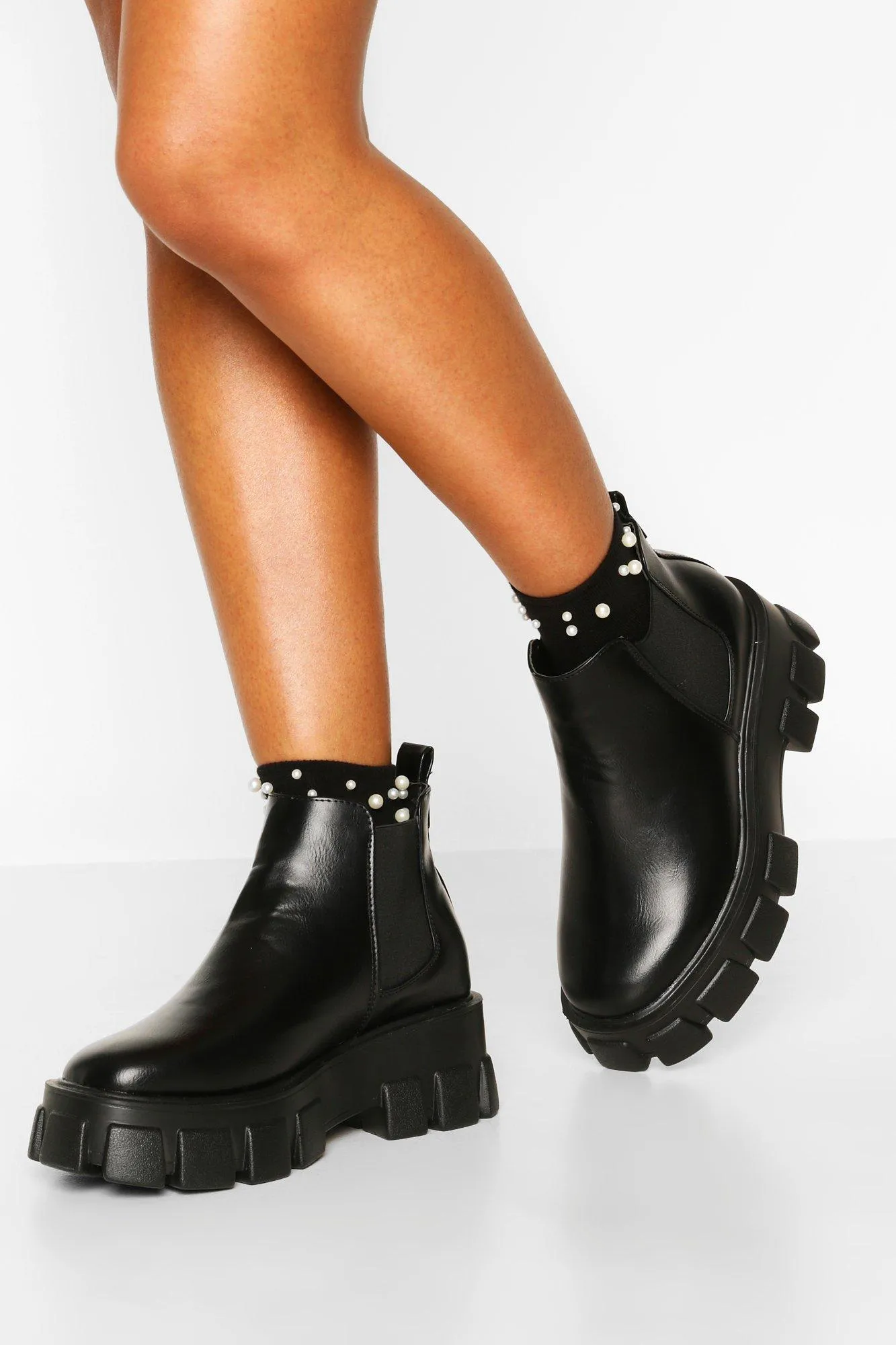 Wide Width Chunky Cleated Chelsea Boots