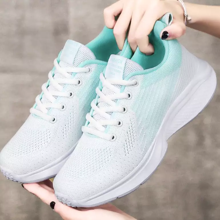 Women Breathable Comfortable Sneakers