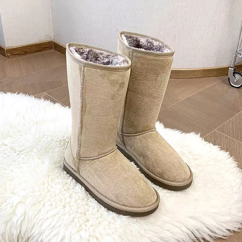 Women Suede Leather Warm Snow Boots 2022 Winter New Causal Plush Fluffy Anti-cold Zipper Boots Plus Size 42 Women Platform Shoes