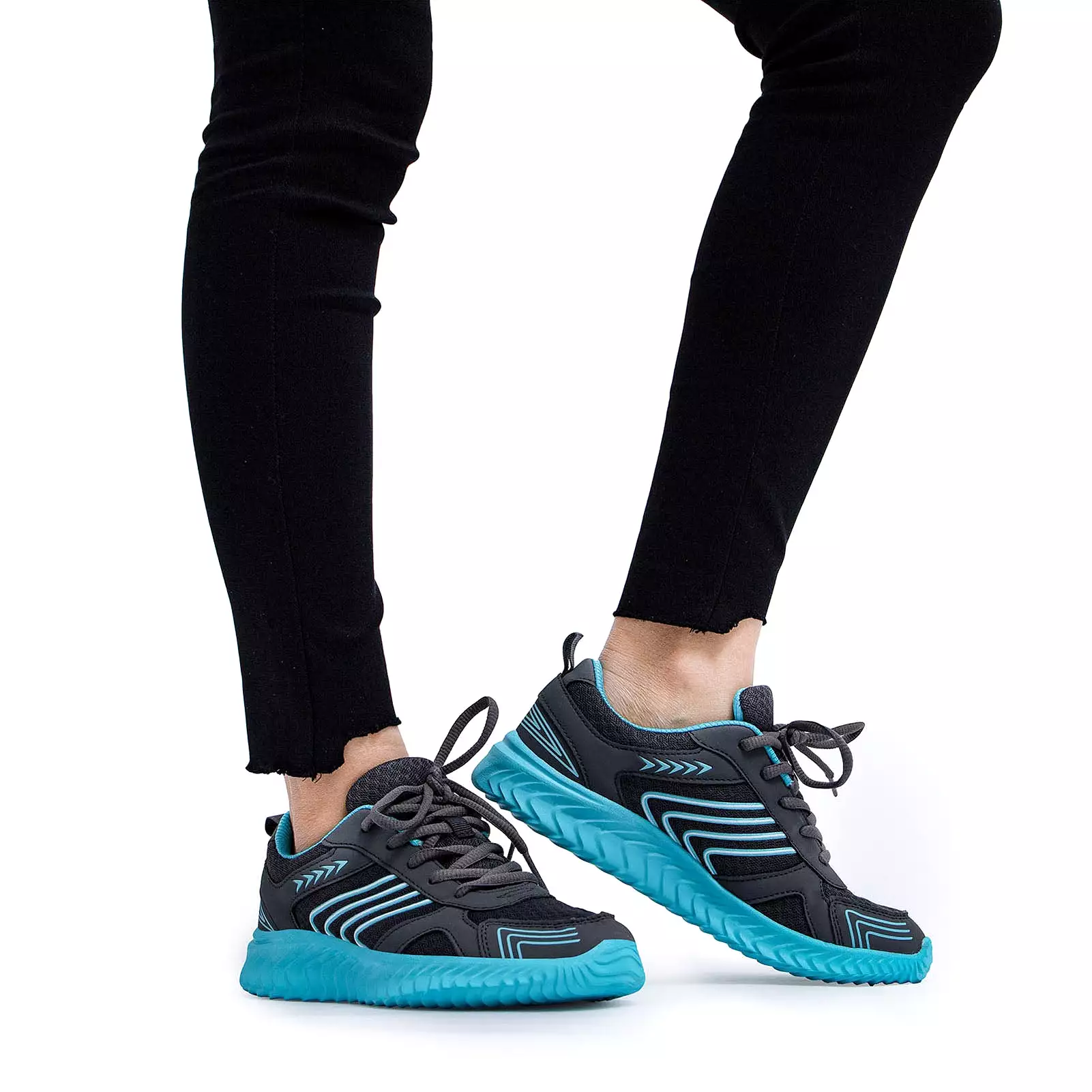 Women's Mesh Outdoor Sneakers